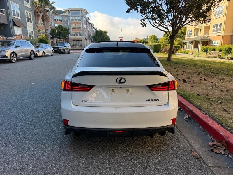 Lexus IS 250 RWD 2015