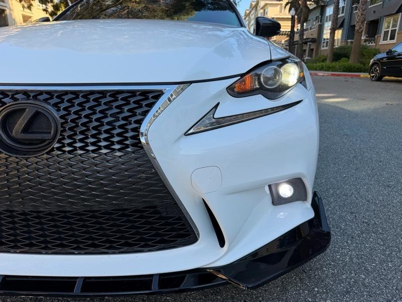 Lexus IS 250 RWD 2015