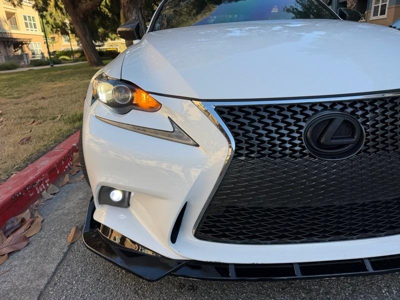 Lexus IS 250 RWD 2015