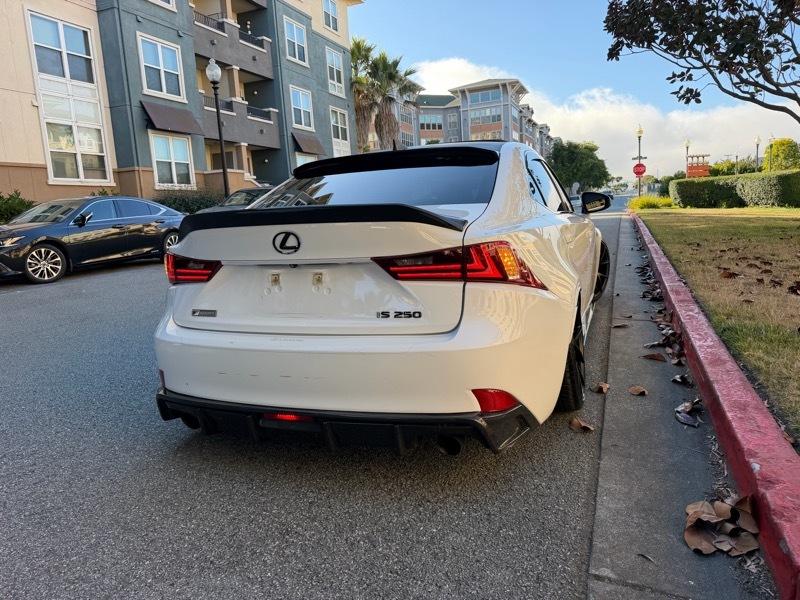 Lexus IS 250 RWD 2015
