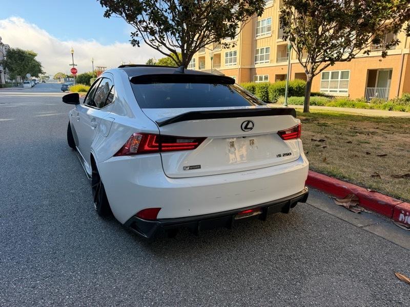 Lexus IS 250 RWD 2015