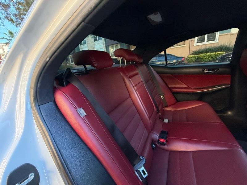 Lexus IS 250 RWD 2015