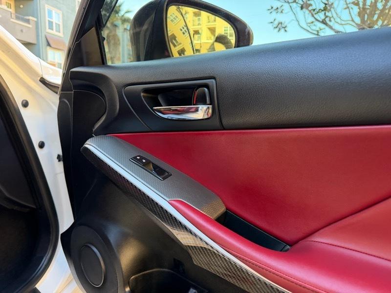 Lexus IS 250 RWD 2015