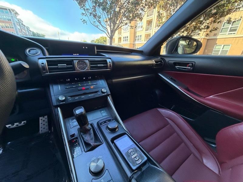Lexus IS 250 RWD 2015