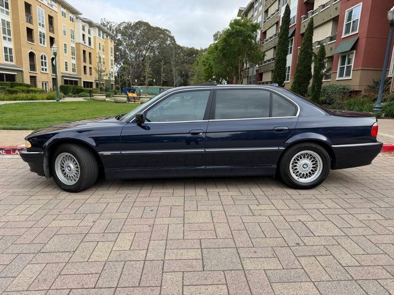 BMW 7-Series 740iL 2001