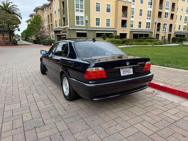 BMW 7-Series 740iL 2001