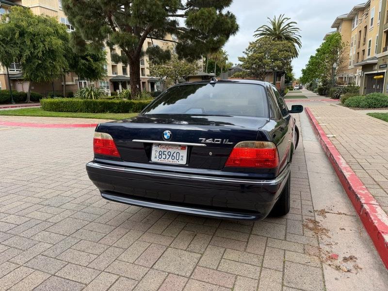 BMW 7-Series 740iL 2001