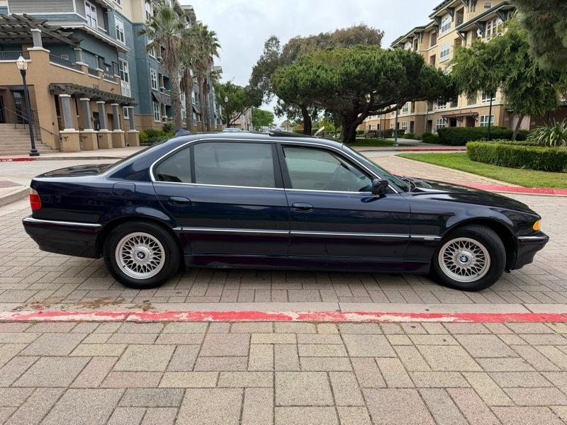 BMW 7-Series 740iL 2001