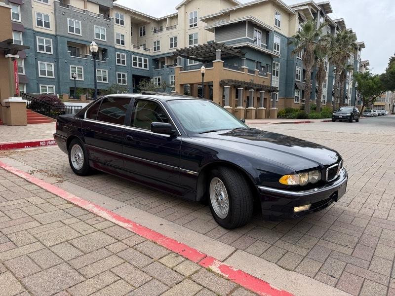 BMW 7-Series 740iL 2001