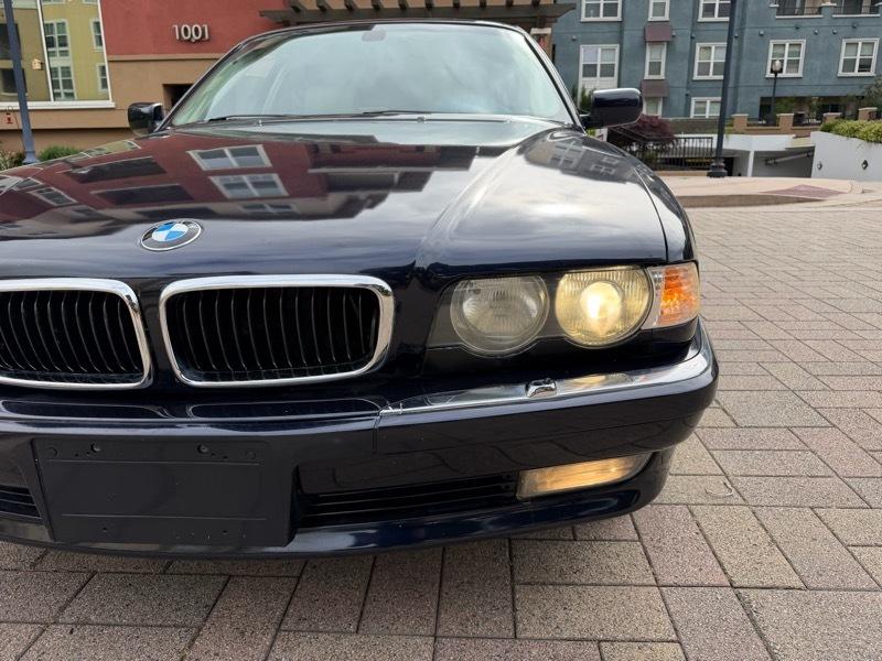 BMW 7-Series 740iL 2001