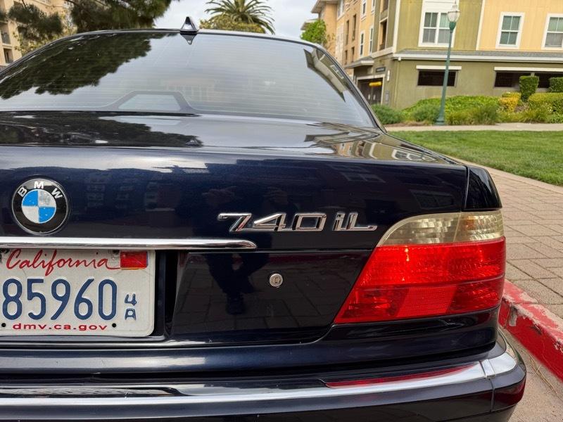 BMW 7-Series 740iL 2001