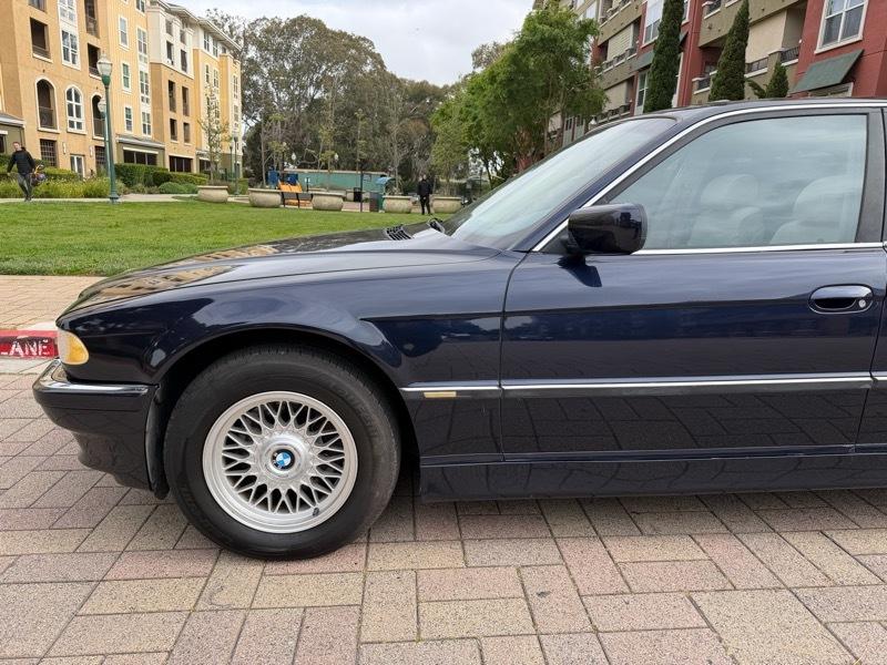 BMW 7-Series 740iL 2001