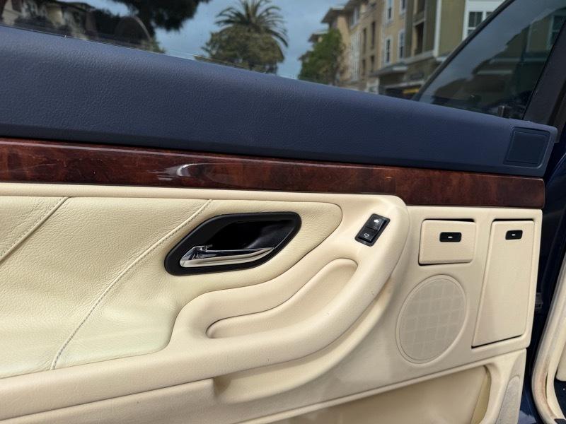 BMW 7-Series 740iL 2001