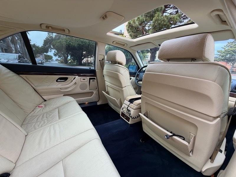 BMW 7-Series 740iL 2001