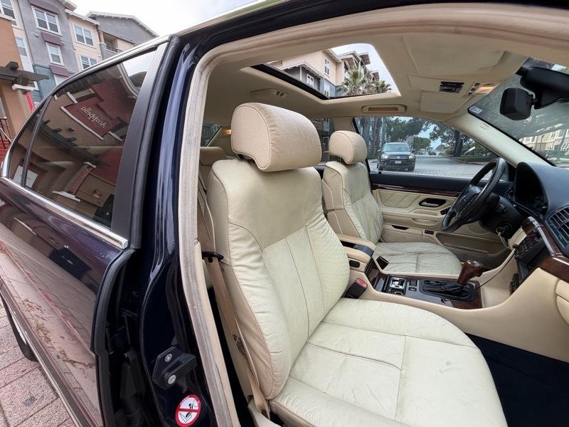 BMW 7-Series 740iL 2001
