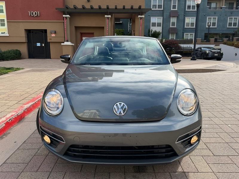 Volkswagen Beetle 2.0T Turbo Convertible 2013