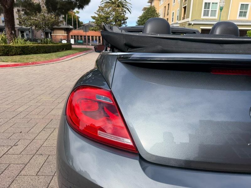 Volkswagen Beetle 2.0T Turbo Convertible 2013