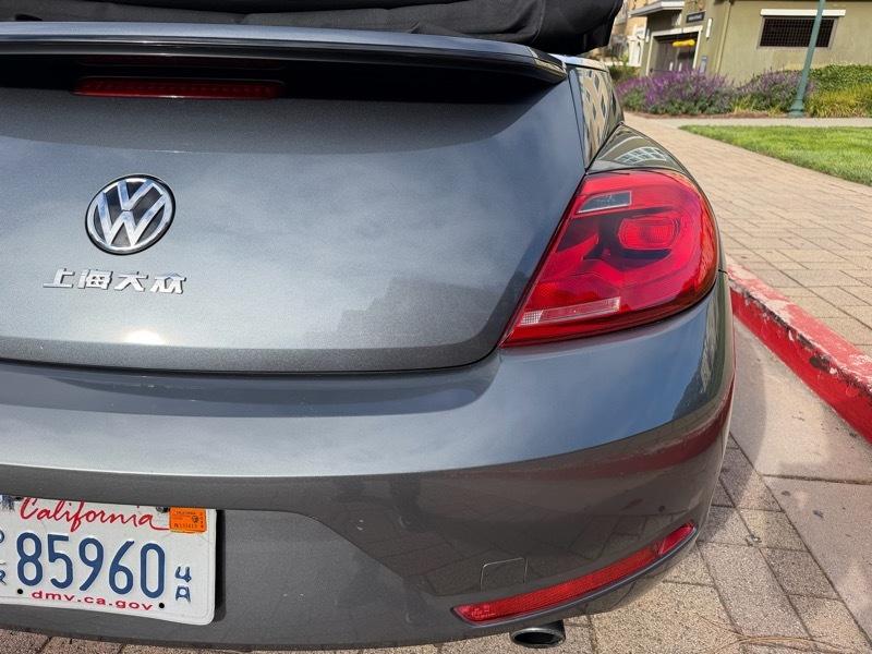 Volkswagen Beetle 2.0T Turbo Convertible 2013