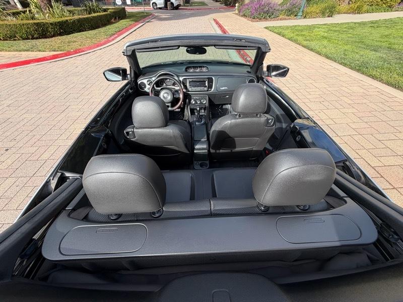 Volkswagen Beetle 2.0T Turbo Convertible 2013