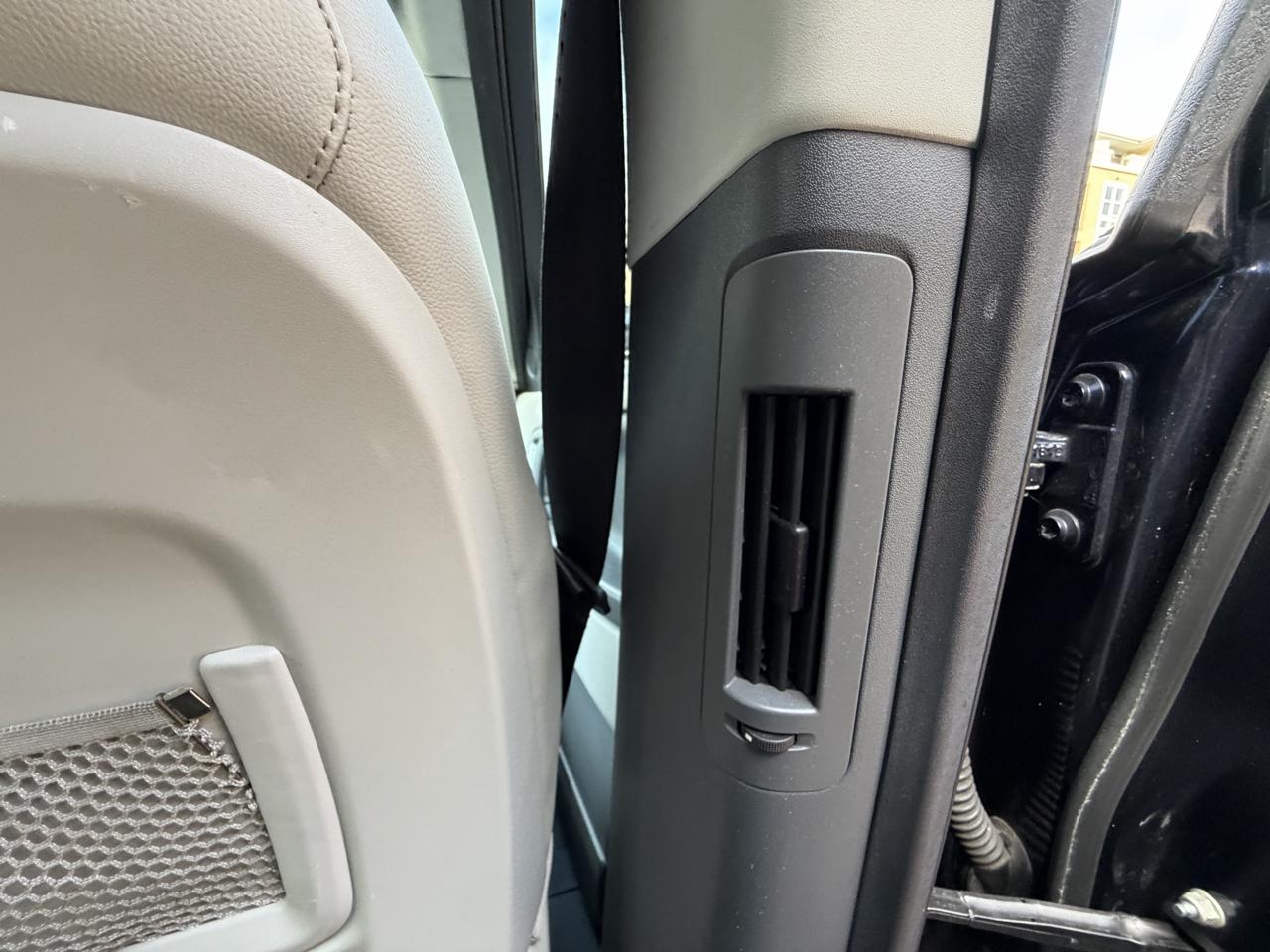 Land Rover Discovery Sport SE 2016