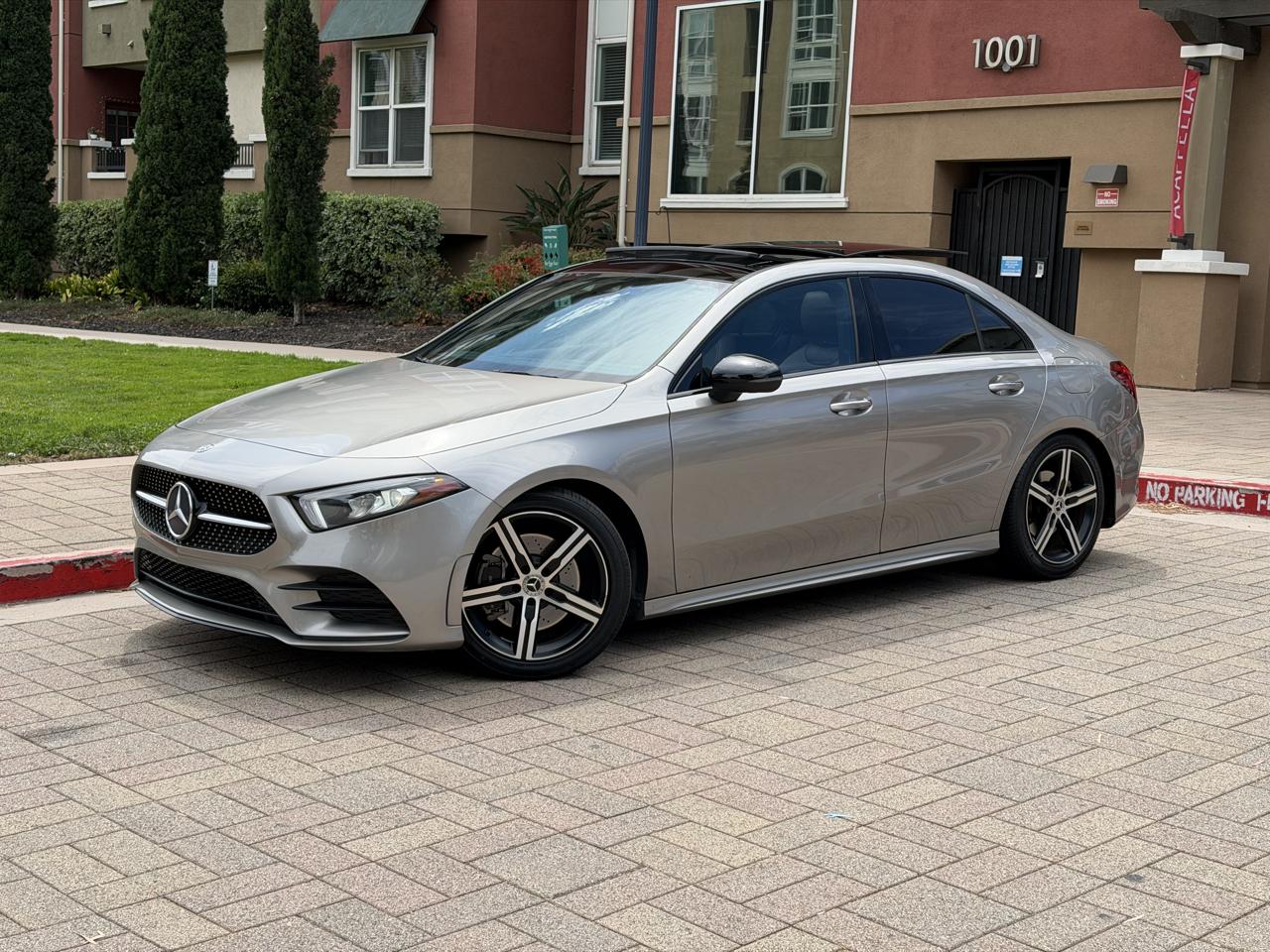 Mercedes-Benz A-Class A 220 4MATIC Sedan 2019