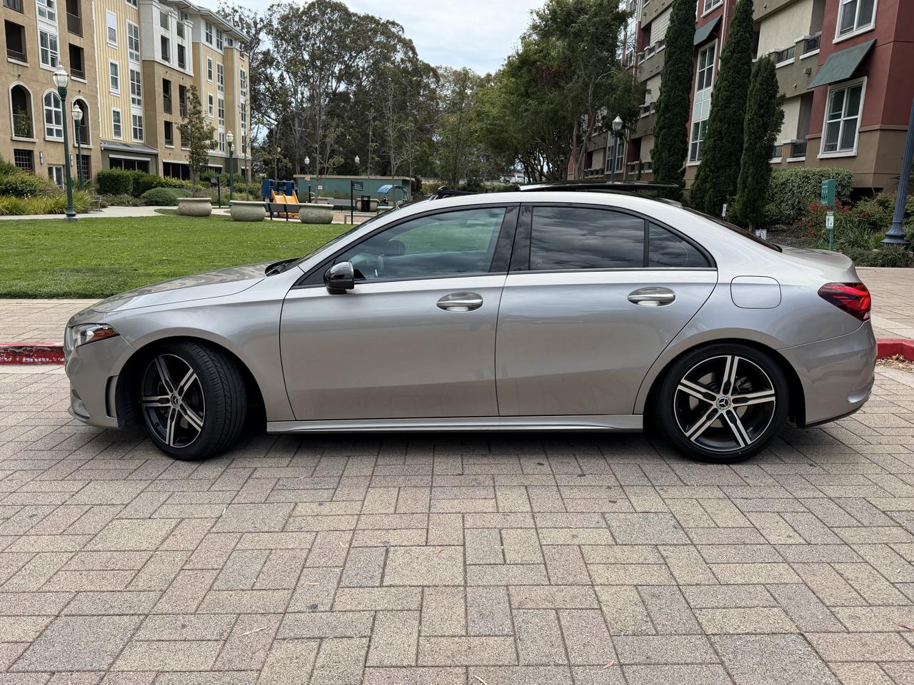 Mercedes-Benz A-Class A 220 4MATIC Sedan 2019