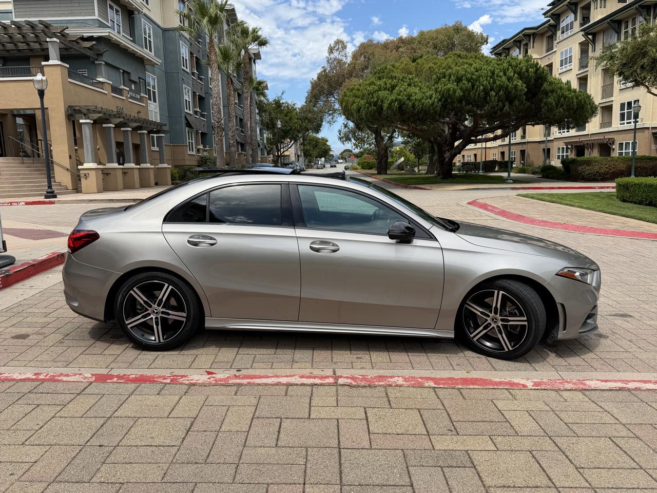 Mercedes-Benz A-Class A 220 4MATIC Sedan 2019