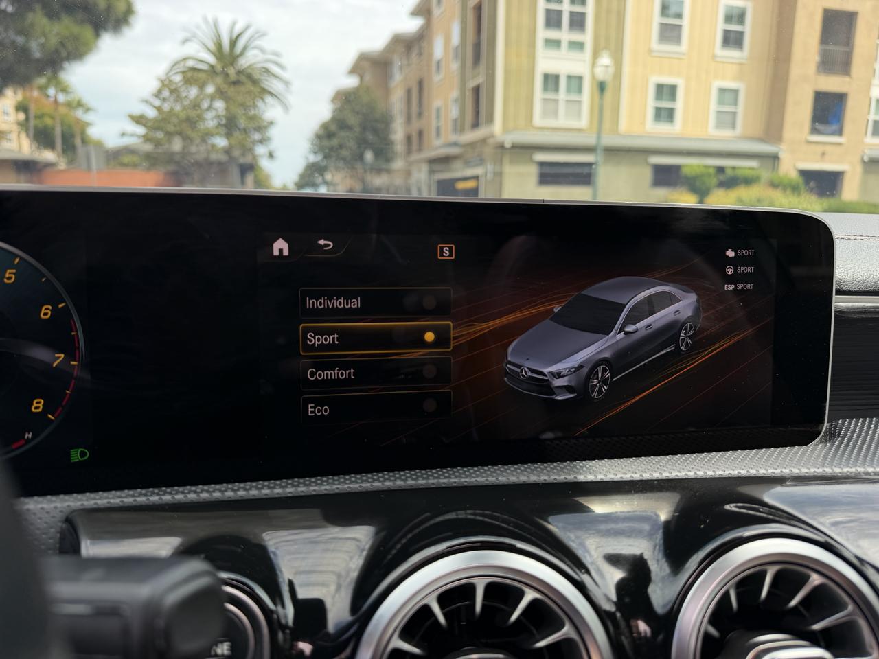 Mercedes-Benz A-Class A 220 4MATIC Sedan 2019