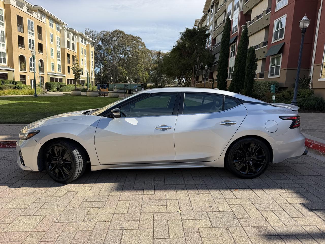 Nissan Maxima 3.5 SV 2022