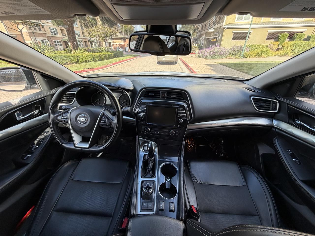Nissan Maxima 3.5 SV 2022