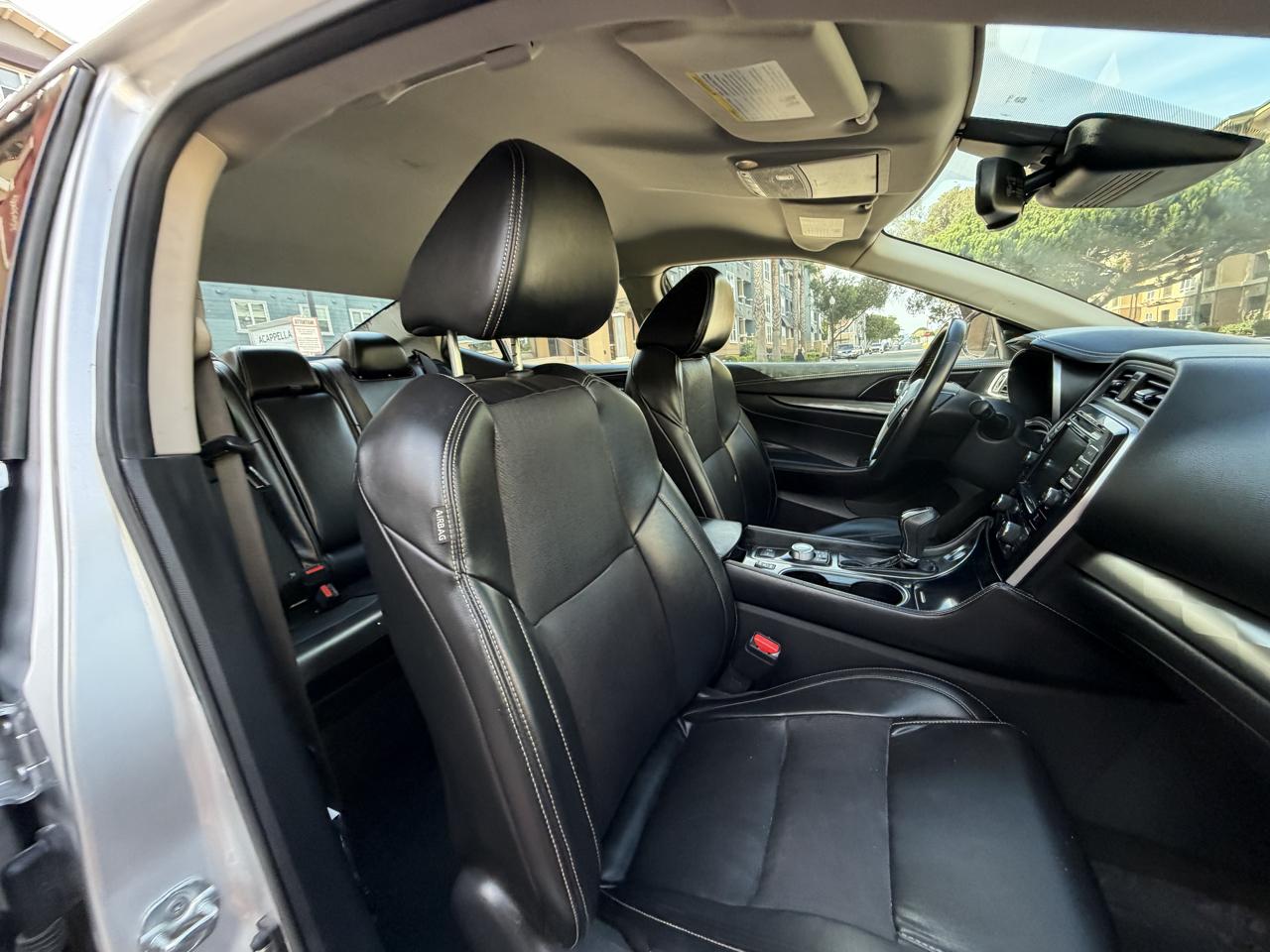 Nissan Maxima 3.5 SV 2022