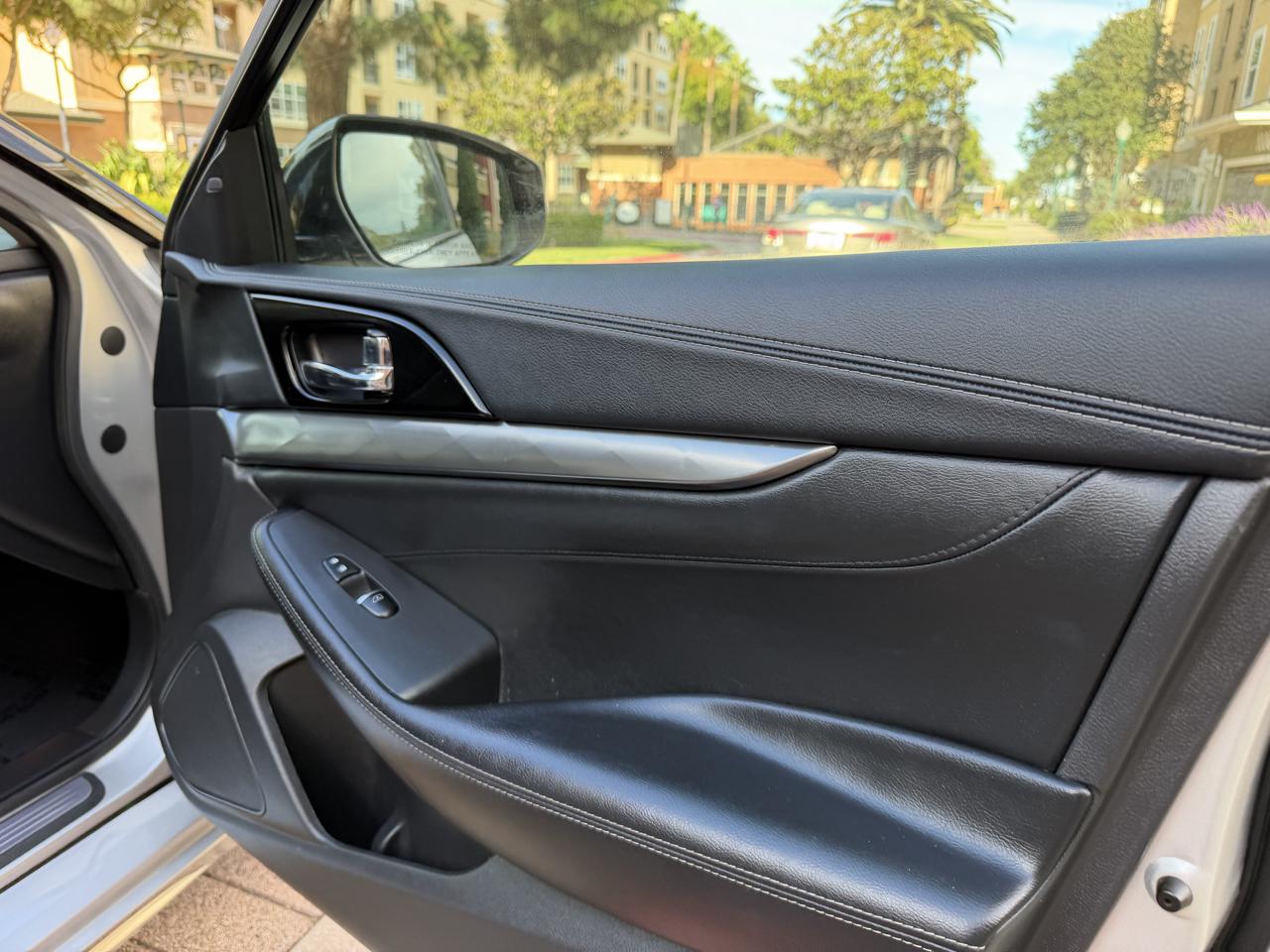 Nissan Maxima 3.5 SV 2022