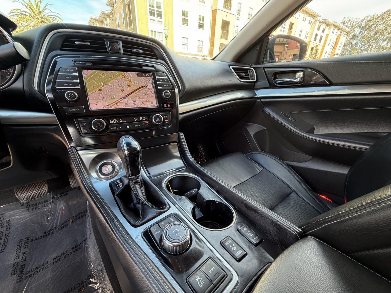 Nissan Maxima 3.5 SV 2022