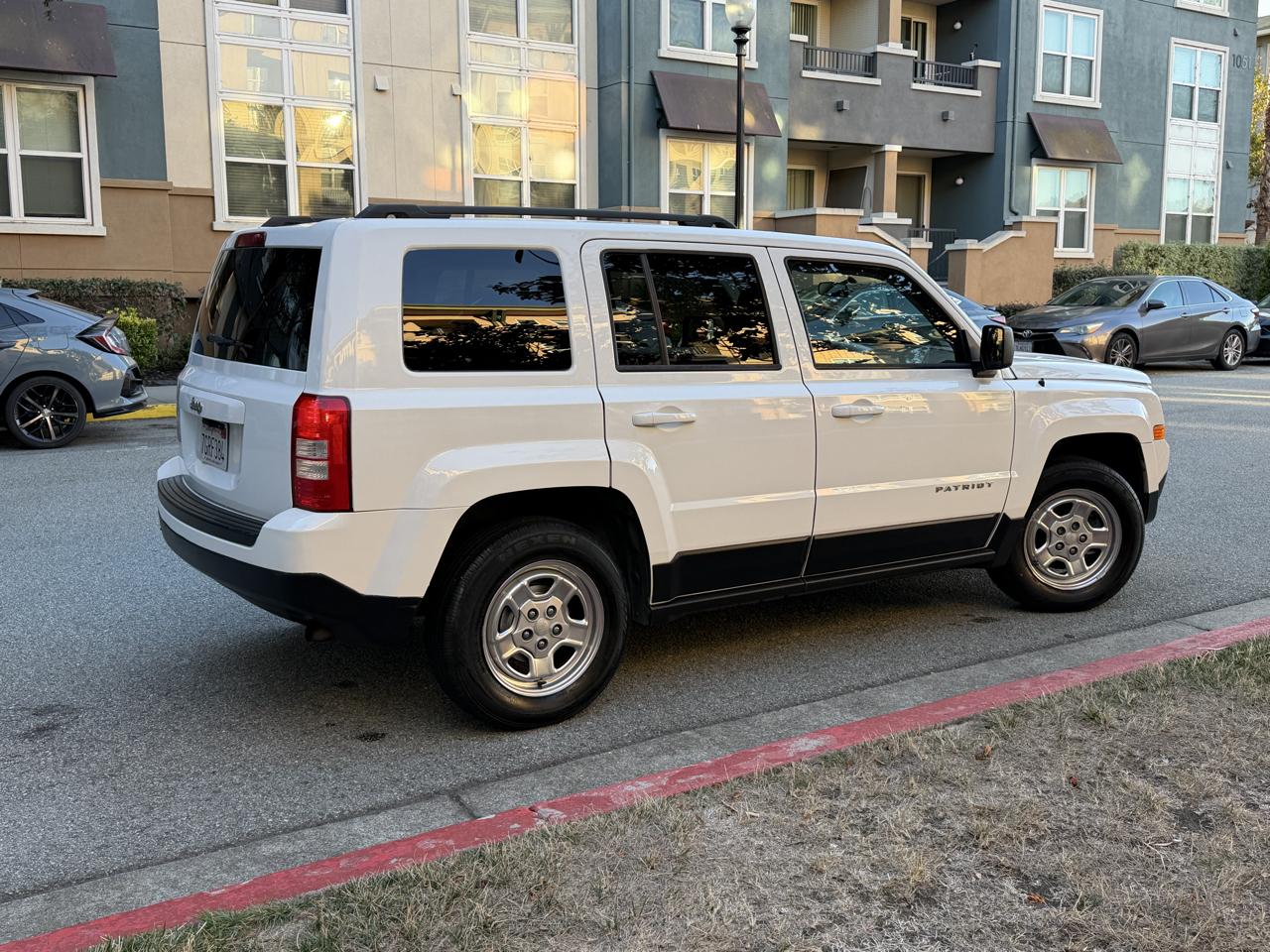 Jeep Patriot Sport 2WD 2014