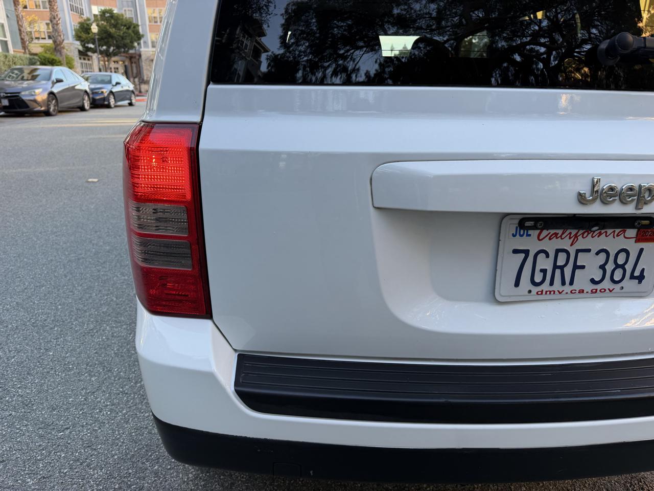 Jeep Patriot Sport 2WD 2014