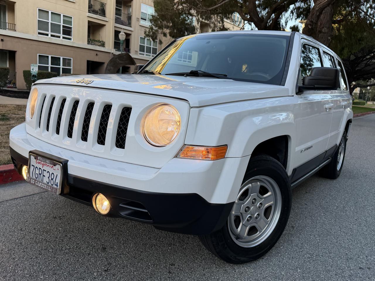 Jeep Patriot Sport 2WD 2014