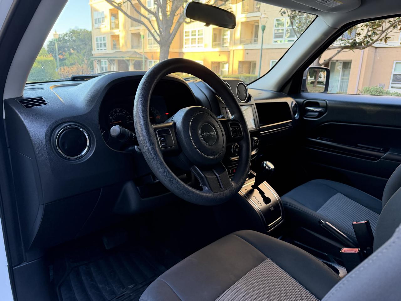 Jeep Patriot Sport 2WD 2014