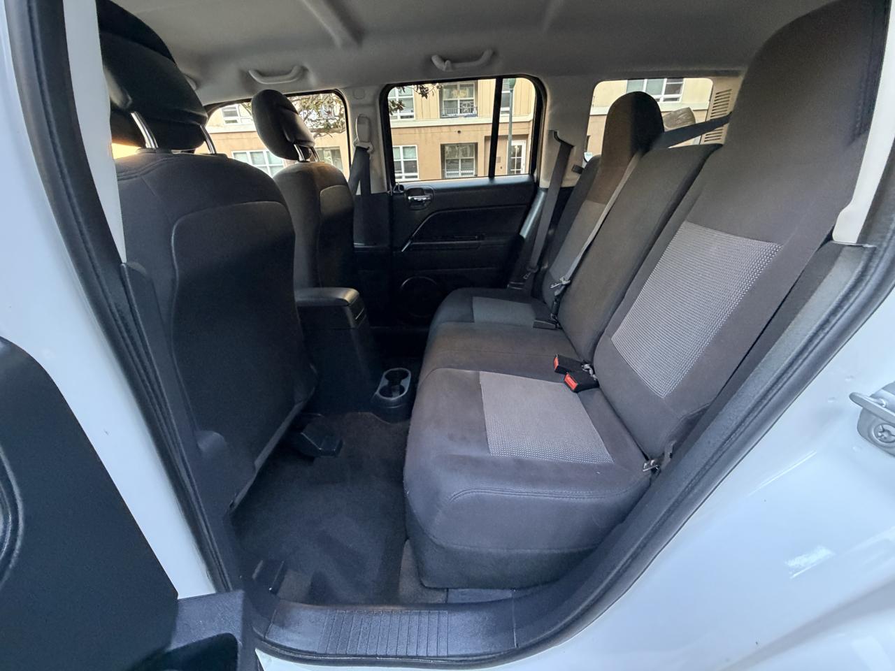 Jeep Patriot Sport 2WD 2014