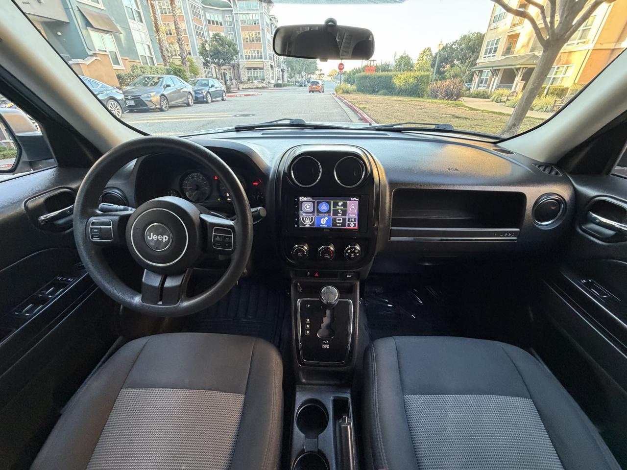 Jeep Patriot Sport 2WD 2014