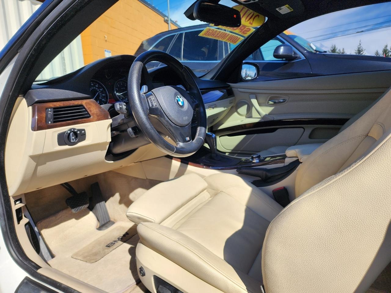 BMW 3 Series 328i Coupe 2011