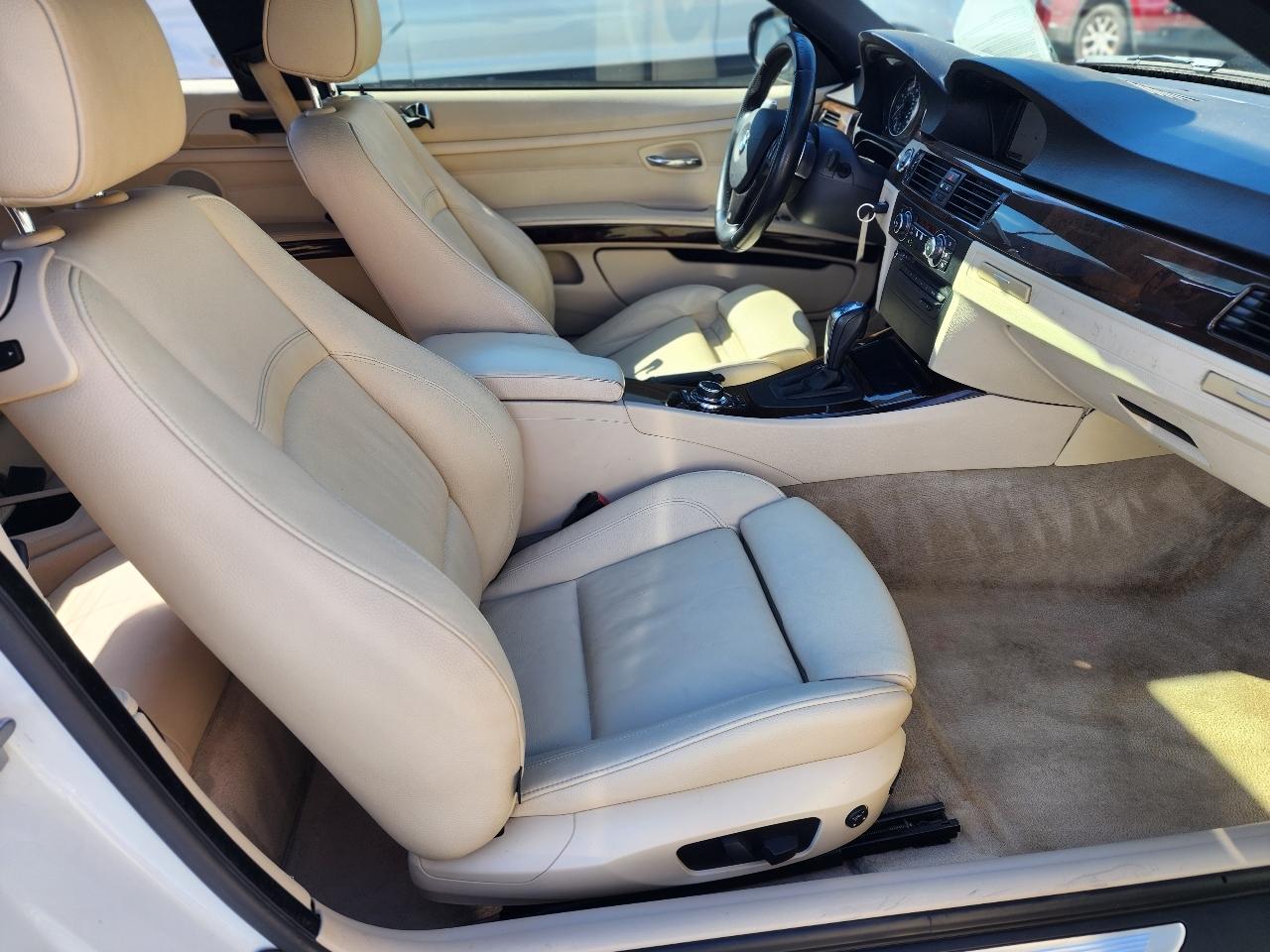 BMW 3 Series 328i Coupe 2011