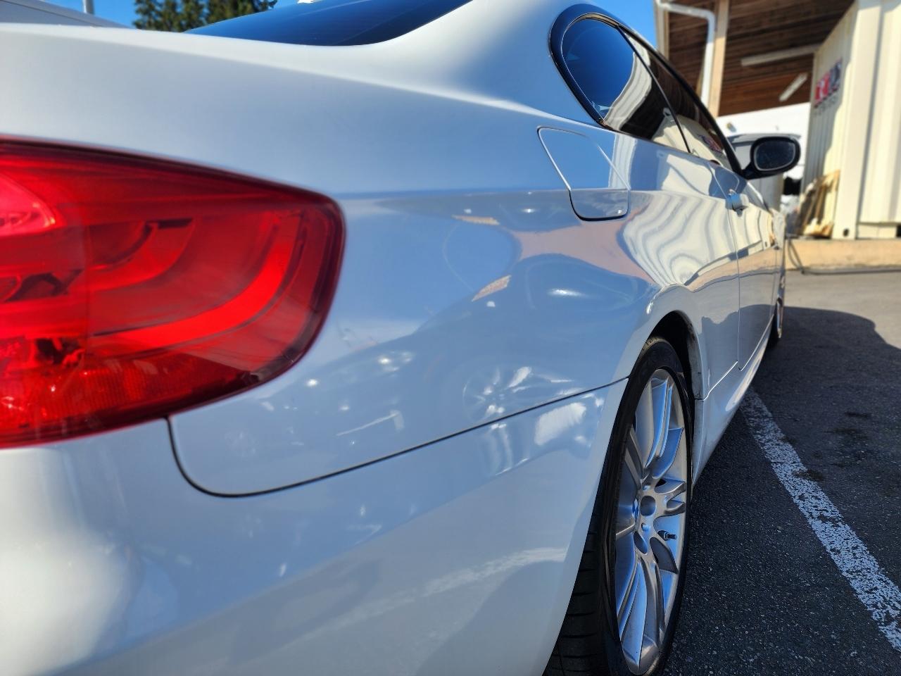 BMW 3 Series 328i Coupe 2011