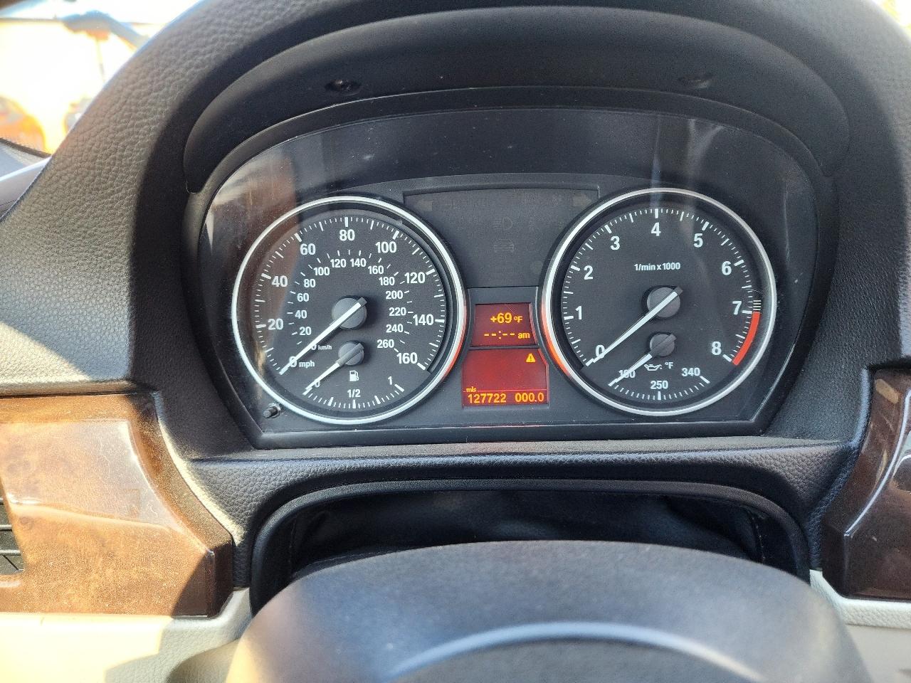 BMW 3 Series 328i Coupe 2011