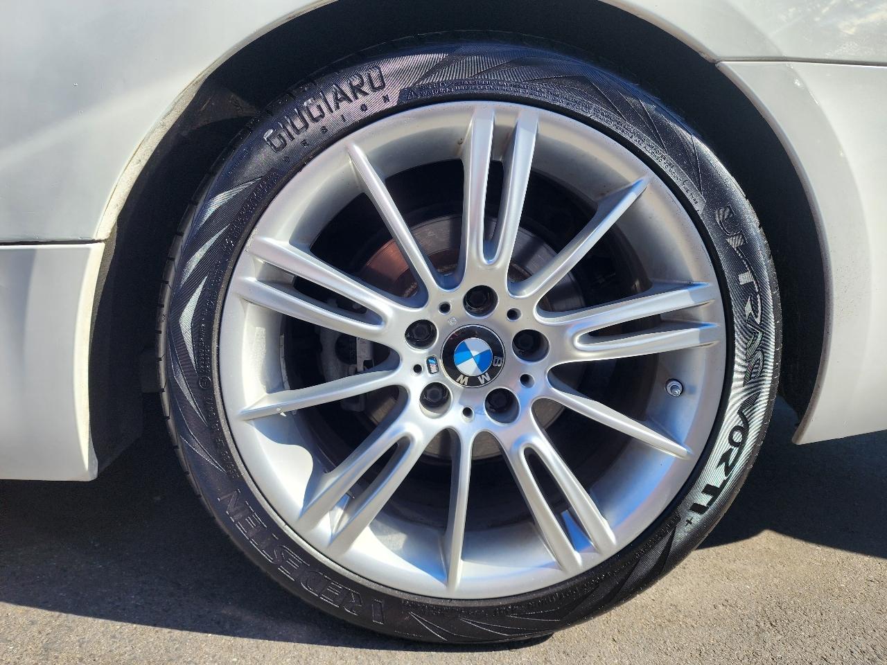 BMW 3 Series 328i Coupe 2011