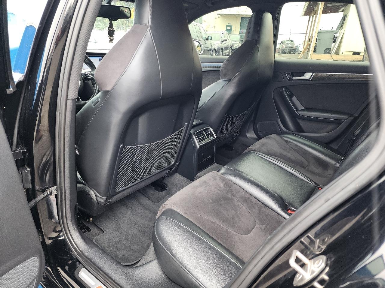 Audi S4 Premium Plus quattro 2013