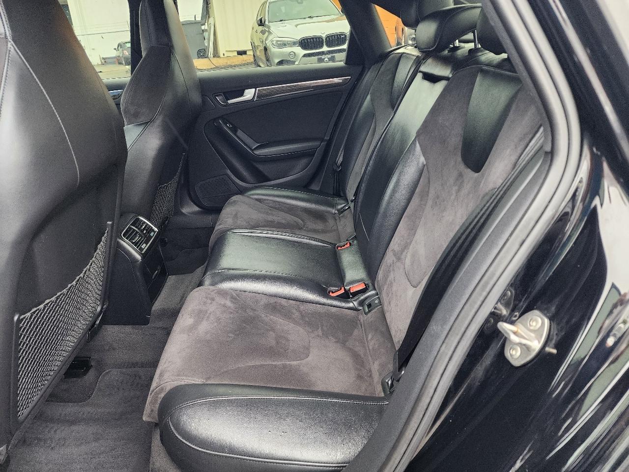 Audi S4 Premium Plus quattro 2013