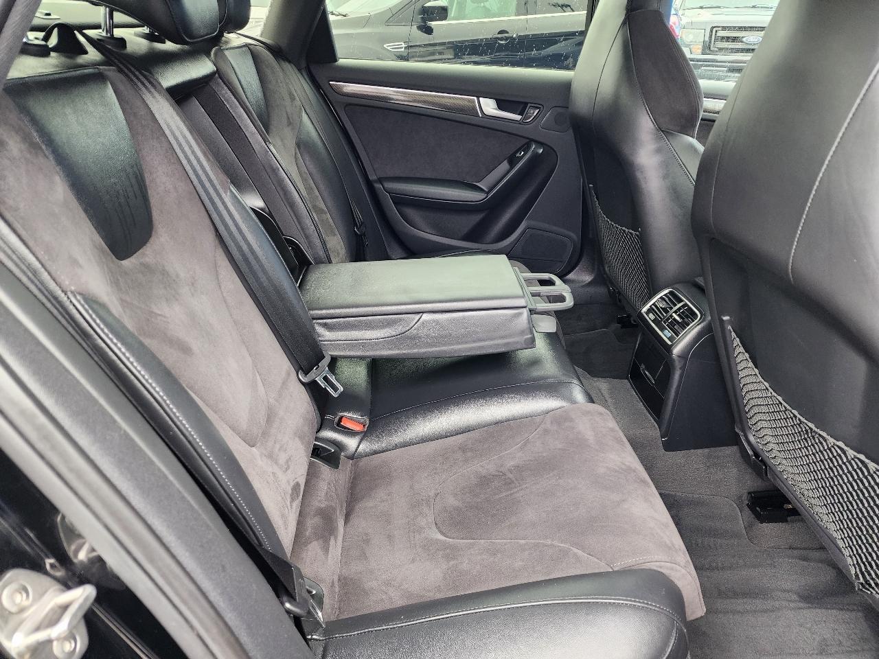 Audi S4 Premium Plus quattro 2013