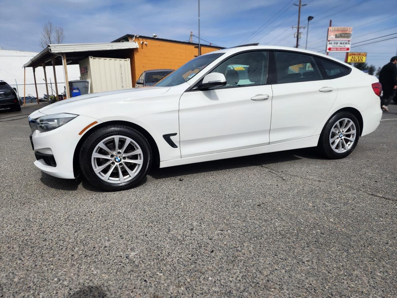 BMW 3 Series Gran Turismo  2015