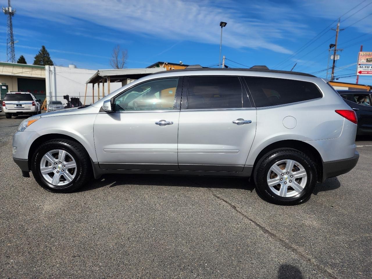 Chevrolet Traverse LT AWD 2012