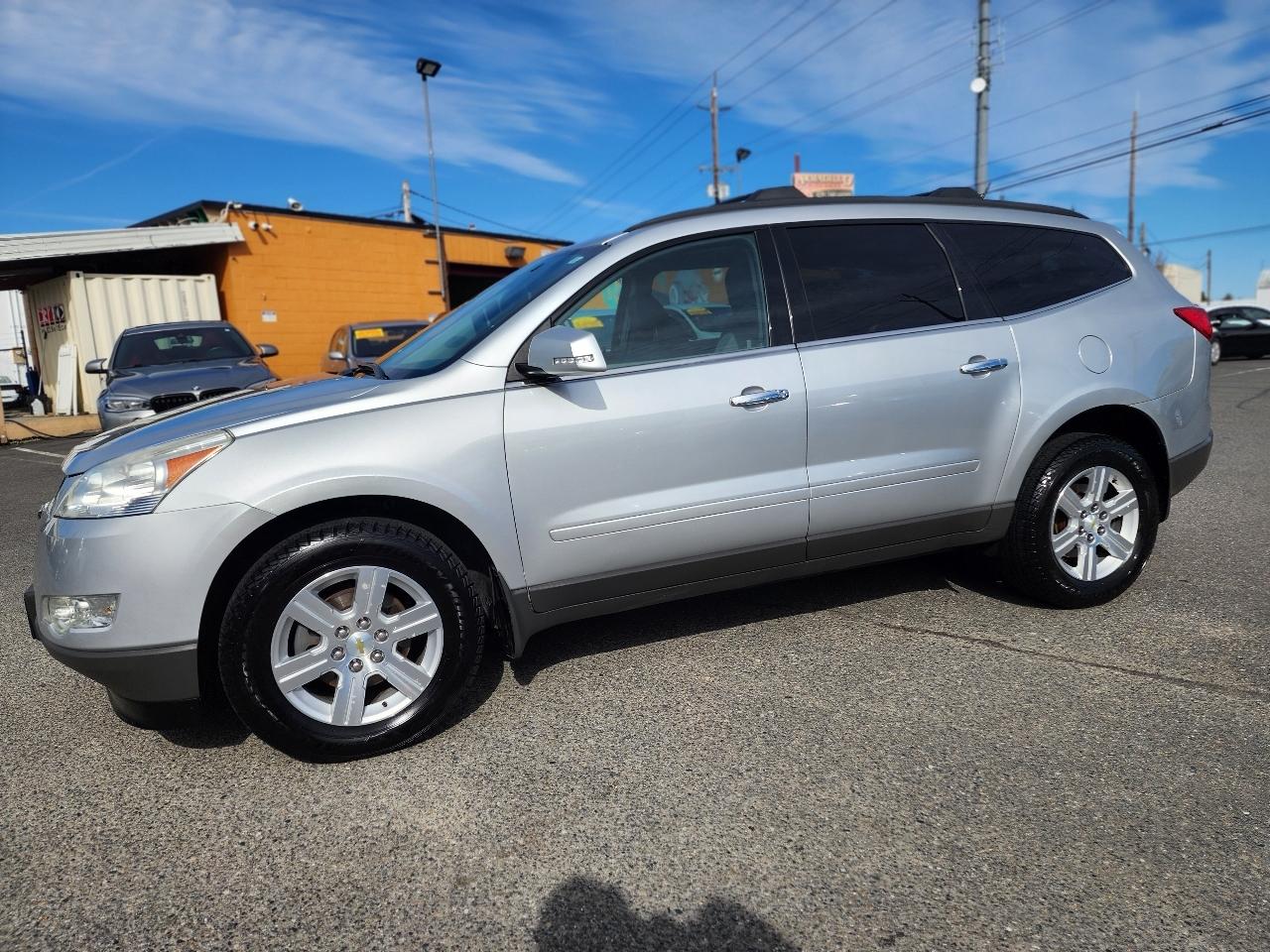 Chevrolet Traverse LT AWD 2012